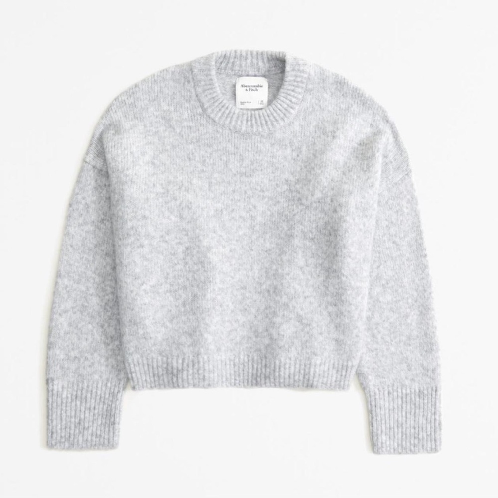 Abercrombie wedge crew gray sweater size small